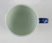 画像をギャラリービューアに読み込む, 有田焼 賞美堂本店 染付縁花弁紋 スープマグ 赤 S-1505 伝統工芸 日本