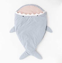 画像をギャラリービューアに読み込む, RIO スリーピングバッグ さめ ベビー用品 赤ちゃん 新生児 ベビー寝袋 寝相アート