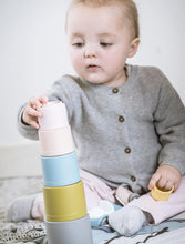画像をギャラリービューアに読み込む, ボーネルンド ( BorneLund ) ダントーイ ( dantoy ) I'm green スタッキングビーカー 6か月 HP6030 出産祝い お誕生日 人気 ギフト