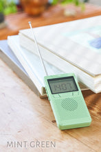 画像をギャラリービューアに読み込む, opt! GRANDPA RADIO オプト グランパラジオ AM FM ラジオ ポケットラジオ 小型ラジオ 携帯ラジオ ポータブル 防災ラジオ 電池式 イヤホン付き ストラップ付き