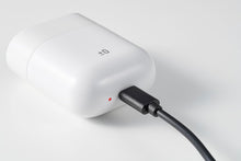 画像をギャラリービューアに読み込む, ±0 プラスマイナスゼロ ミニシェーバー XCS-K010 ひげそり 電動シェーバー メンズ 防水性能IPX7 専用ケース付 USB充電 長持ちバッテリー 男性 学生 旅行 出張 電動シェーバー 電動 髭剃り メンズシェーバー 水洗い 小型 軽量 携帯便利 一年保証付き
