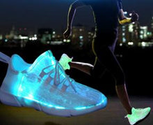 画像をギャラリービューアに読み込む, Chimero キメロ LIGHT SHOES CYBER 光る 靴 LED ランニングシューズ 充電式 水洗い可能

