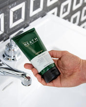 画像をギャラリービューアに読み込む, 【HEATH/オイルコントロール フェイスウォッシュ 150ml -グレープフルーツの香り-】 メンズ 洗顔料 脂性肌向け クレイ スクラブ 炭 皮脂 動物性成分不使用 パラベンフリー メンズコスメ 男性用 スキンケア ヴィーガン
